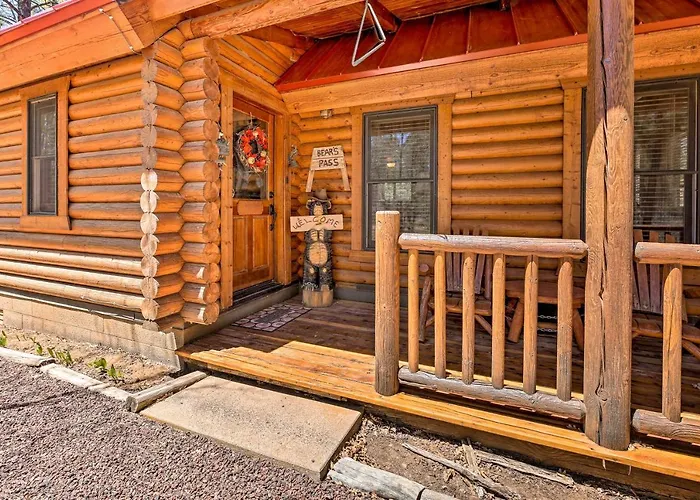 2-acre In W/ Fenced Yard Holiday home